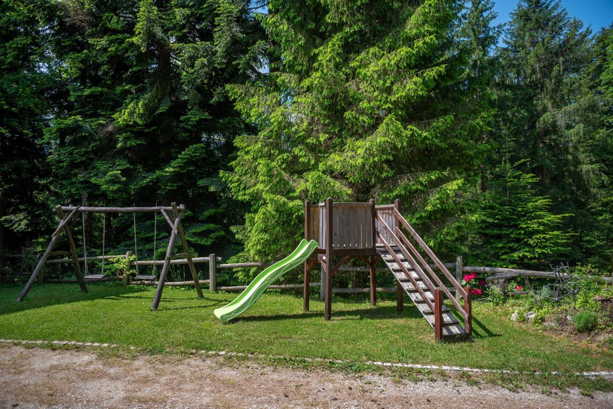 Вилла Pocitniska Hisa Koca Dobnik Lovrenc na Pohorju Экстерьер фото