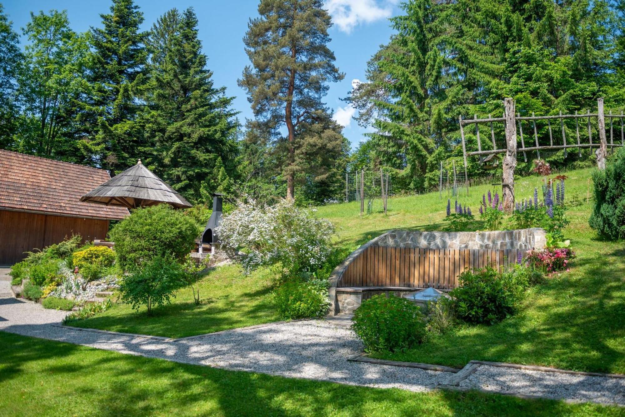Вилла Pocitniska Hisa Koca Dobnik Lovrenc na Pohorju Экстерьер фото