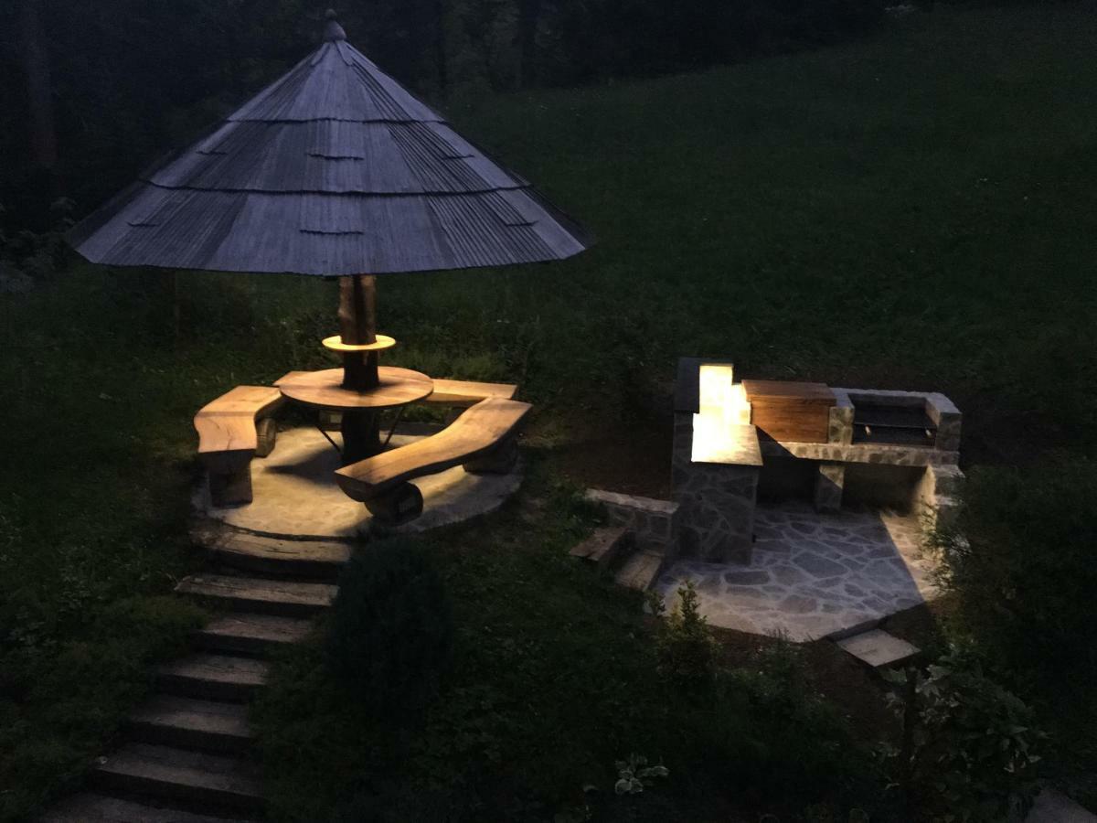 Вилла Pocitniska Hisa Koca Dobnik Lovrenc na Pohorju Экстерьер фото